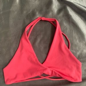 !!Sold on mecari!! Crop shop boutique Delilah sports bra in bloom
